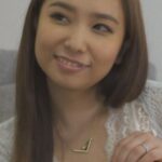 継母のイタズラ！父の再婚相手とこたつの下で触り合う乱れた関係！