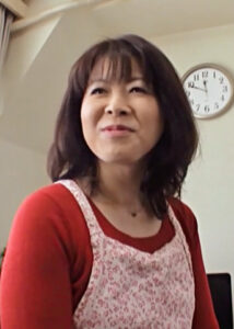 俺、隣の部屋で生着替え中のお義母さんへ凌辱欲が抑え切れなかったんだ･･･515949