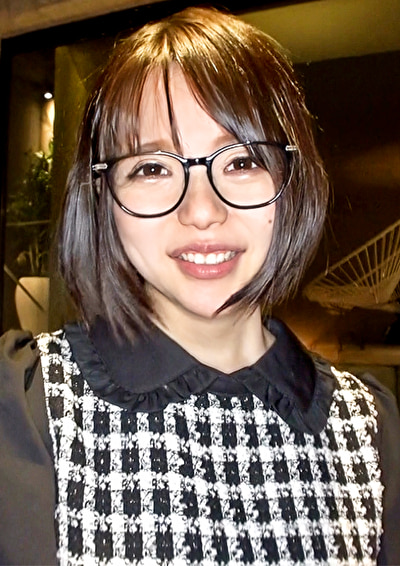新宿交縁女子 File NO.131 (彼女の娘の眼鏡爆乳ちゃんw)513980