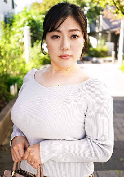欲求不満むっちり爆乳妻1462369